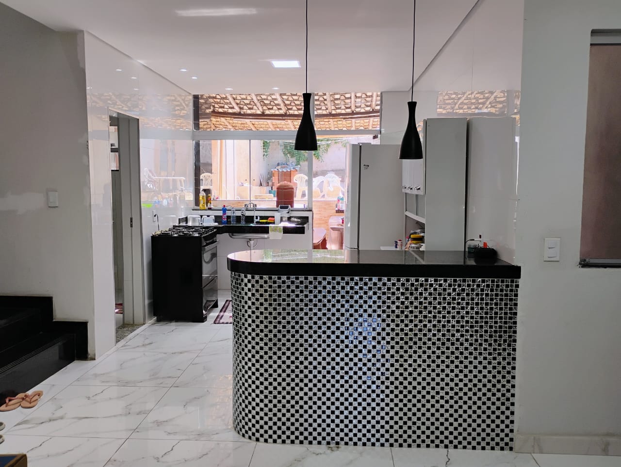 Casa Duplex 04 Qts