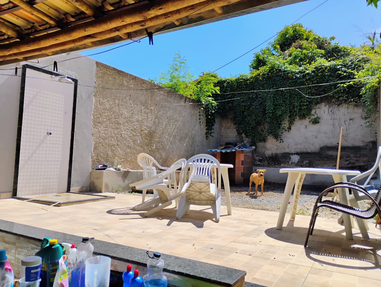 Casa Duplex 04 Qts