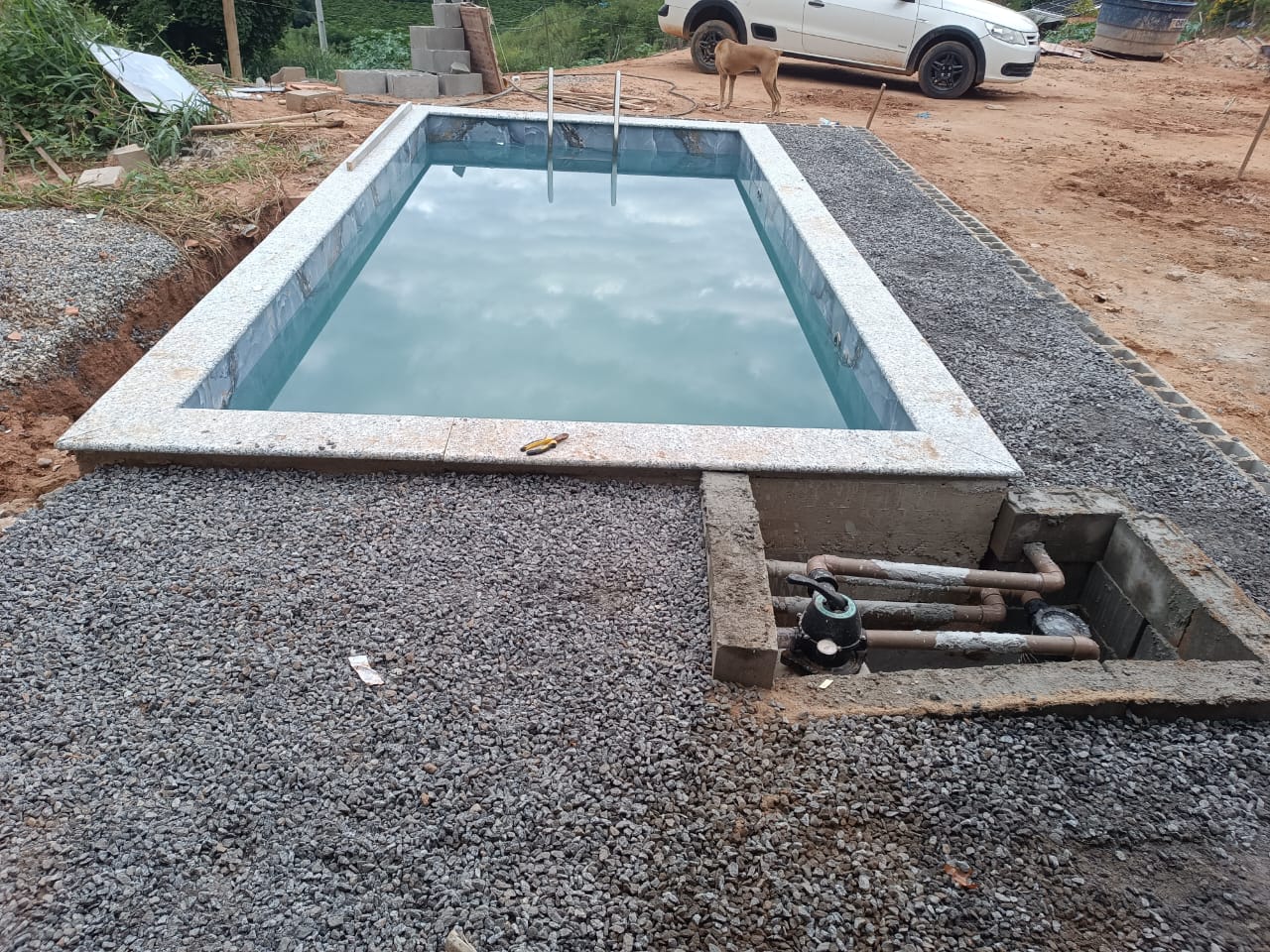 Chácara com casa e piscina